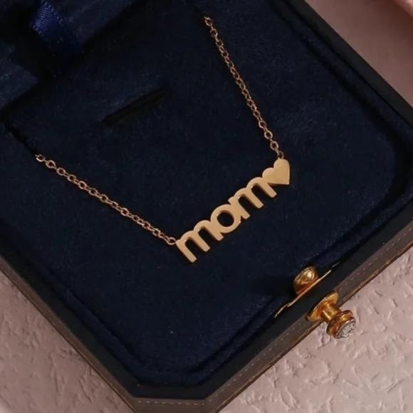 NEW MOM HEART 18K GOLD NECKLACE, NICE NECKLACE, CUTE NECKLACE - Picture 4 of 6